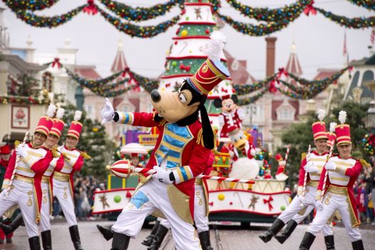 Disney&#039;s Enchanted Christmas 2016 | Greatdays Travel Group