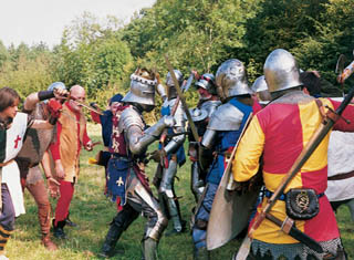 Bosworth-Battlefield-Leicestershire-Re-enactment_Armour-NCN