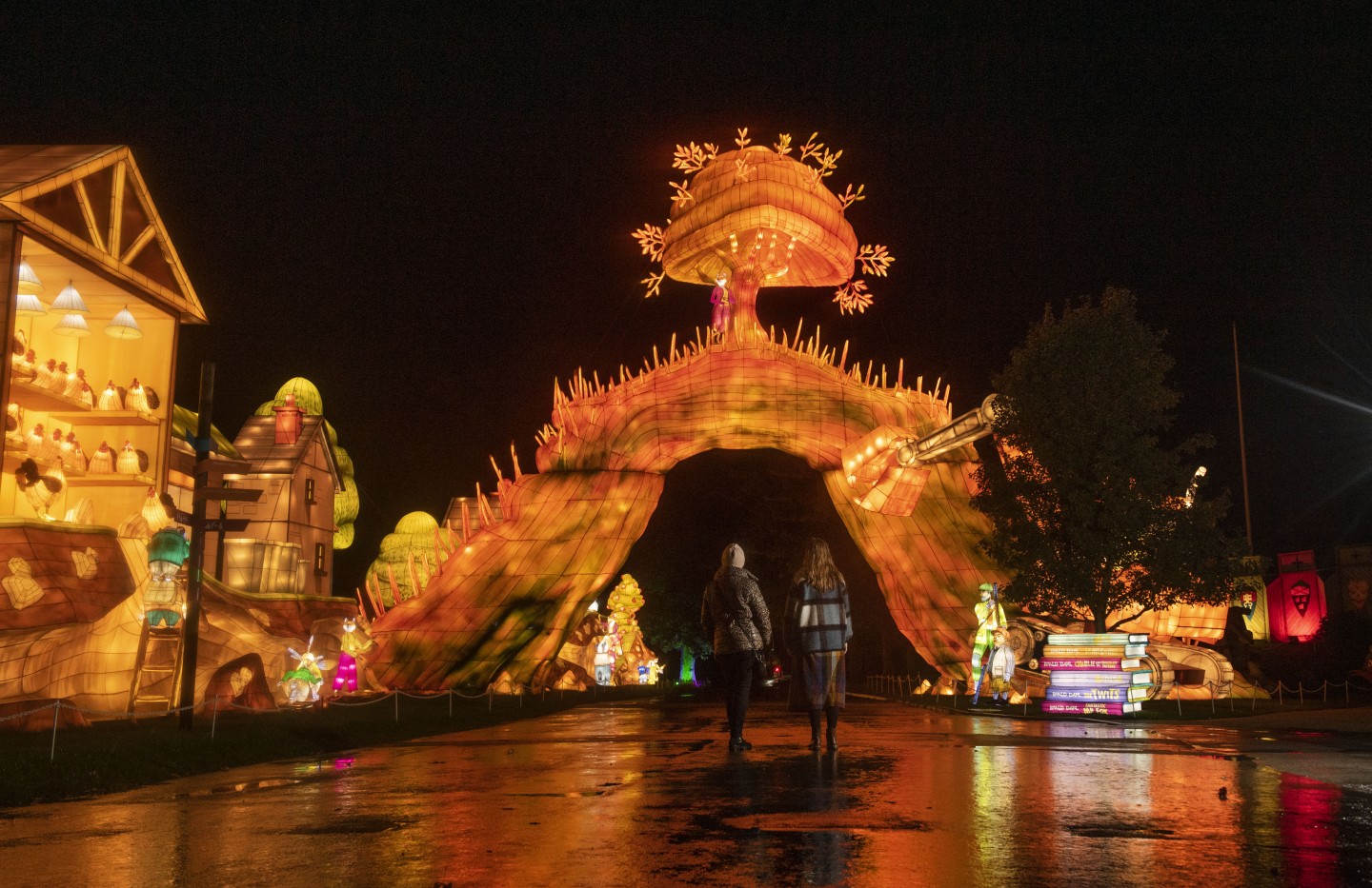 Longleat, Wiltshire The Festival of Light at Longleat ©BNPS, The