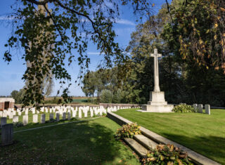 Belgium, ww1 world war one, Armistice, Commonwealth War Grave