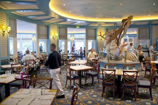 Cape Code Restaurant © Disney